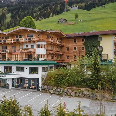 Ferienhotel Joerglerhof Hainzenberg Ngoại thất bức ảnh